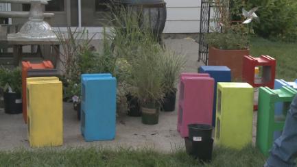 Dakota Growing - Building Upcycled Planters